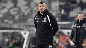 “Nos apuramos, el 1-0 estaba bien”: Jorge Almirón lamenta el empate en los descuentos de Santa Cruz ante Colo Colo
