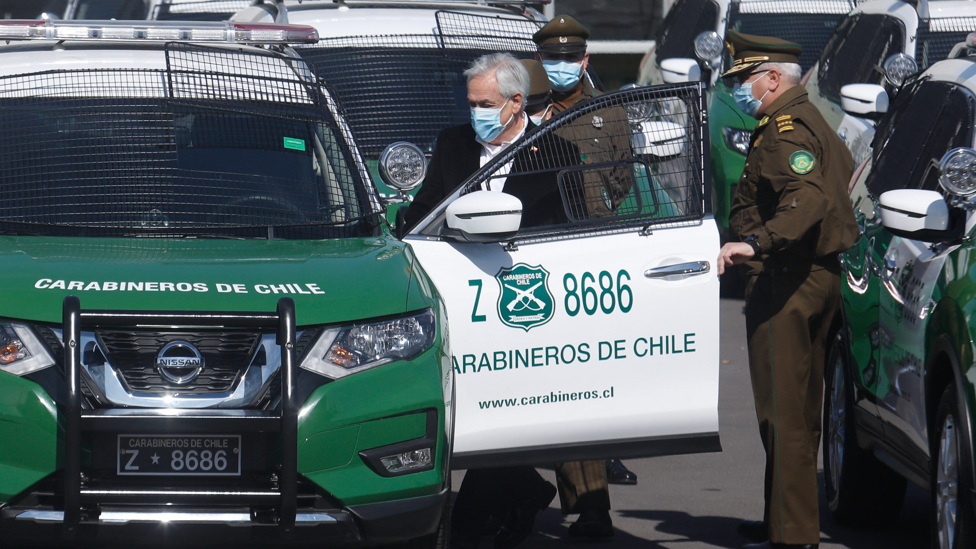 Presidente Piñera anunció compra de vehículos para reforzar Carabineros