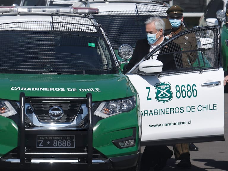 Presidente Piñera anunció compra de vehículos para reforzar Carabineros