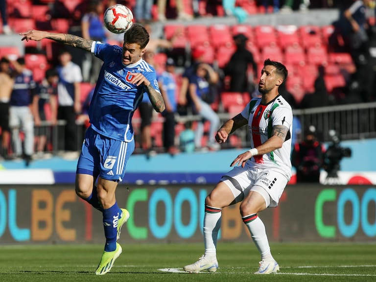 La U derrota a Palestino por la fecha 24 y mantiene a los azules como punteros del torneo