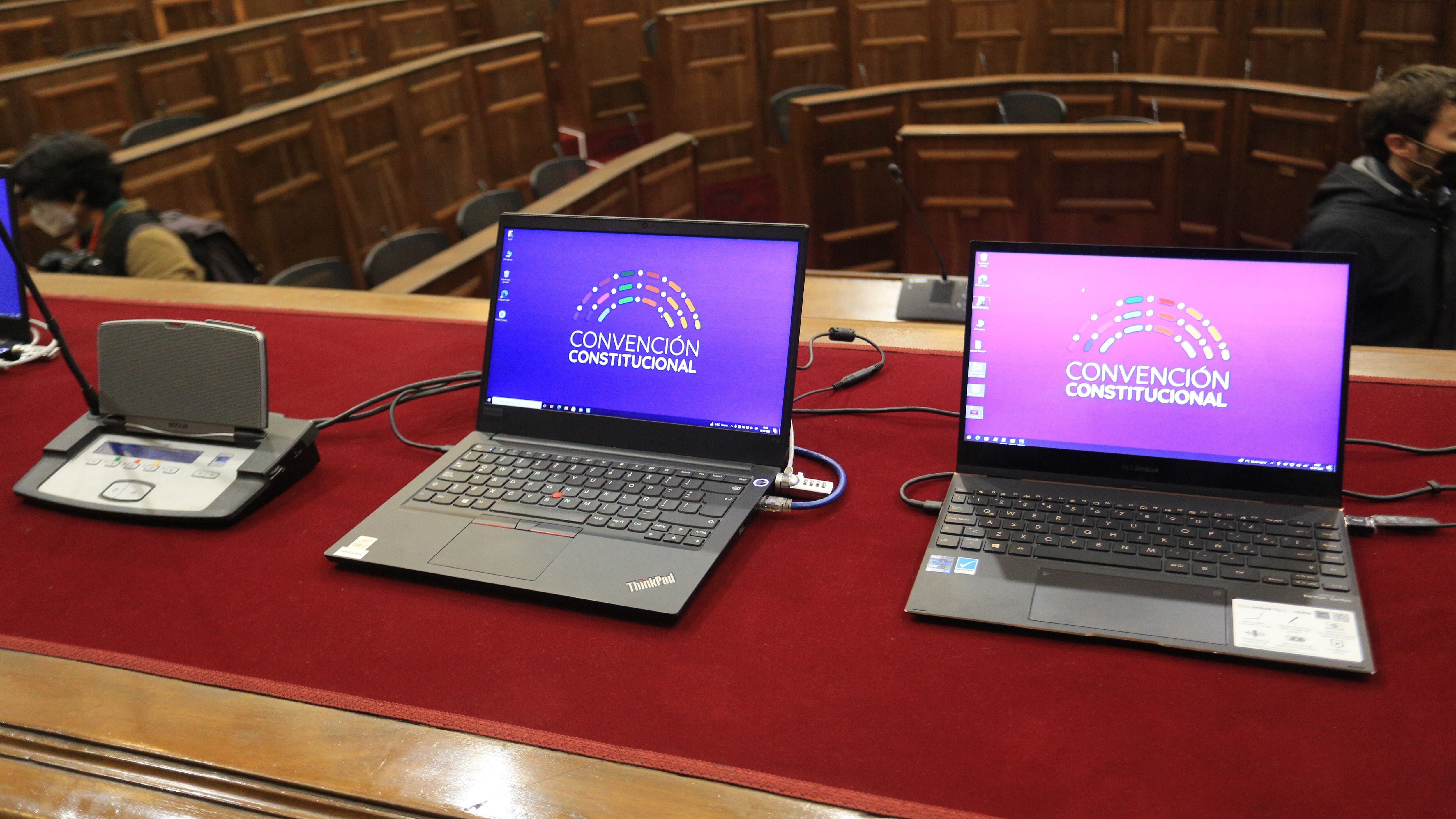 Empresa que produjo la Convención Constitucional descartó su vínculo con problemas técnicos y logísticos