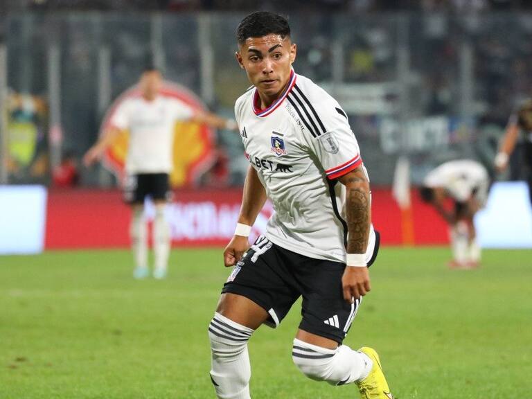 Colo Colo separó del plantel profesional a Jordhy Thompson tras nueva denuncia de su pareja