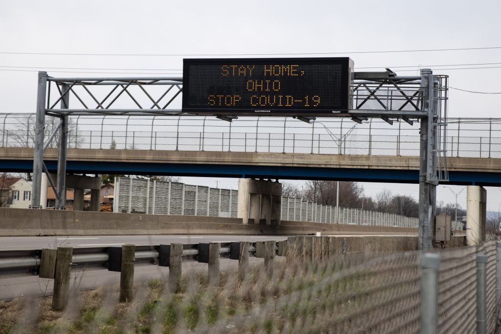Una autopista de Ohio promueve el aislamiento para enfrentar el Covid-19
