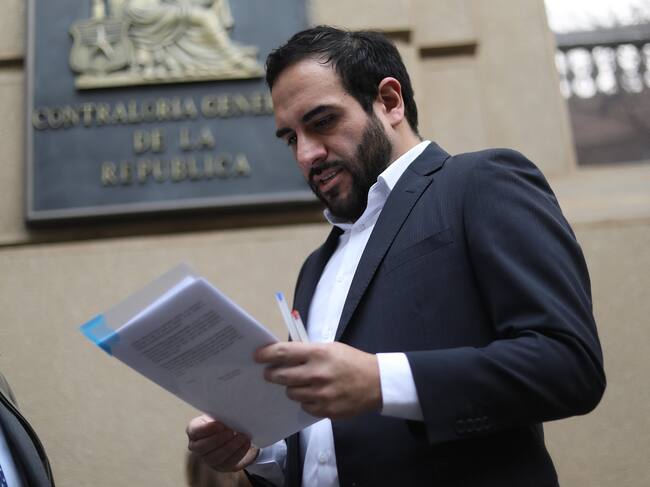 Concejal Felipe Cruz presenta recurso ante Contraloría por proceso de reemplazo de Daniel Jadue en Recoleta