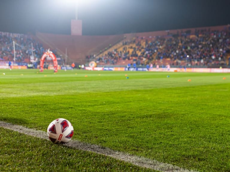 Patricio Bustamante ratifica que no trabajará más en la cancha de Santa Laura: "No les cobré porque a ellos los estafaron en el trabajo que les hicieron"