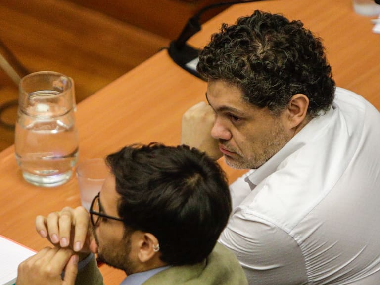 03 DE FEBRERO 2026 / SANTIAGO
Alberto Larraín es visto durante la cuarta jornada del control de detención a los imputados por el caso ProCultura en el Centro de Justicia.
FOTO: LUKAS SOLIS / AGENCIAUNO