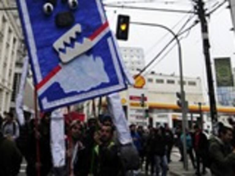 Más de 8000 universitarios y secundarios marcharon en la región de Valparaíso