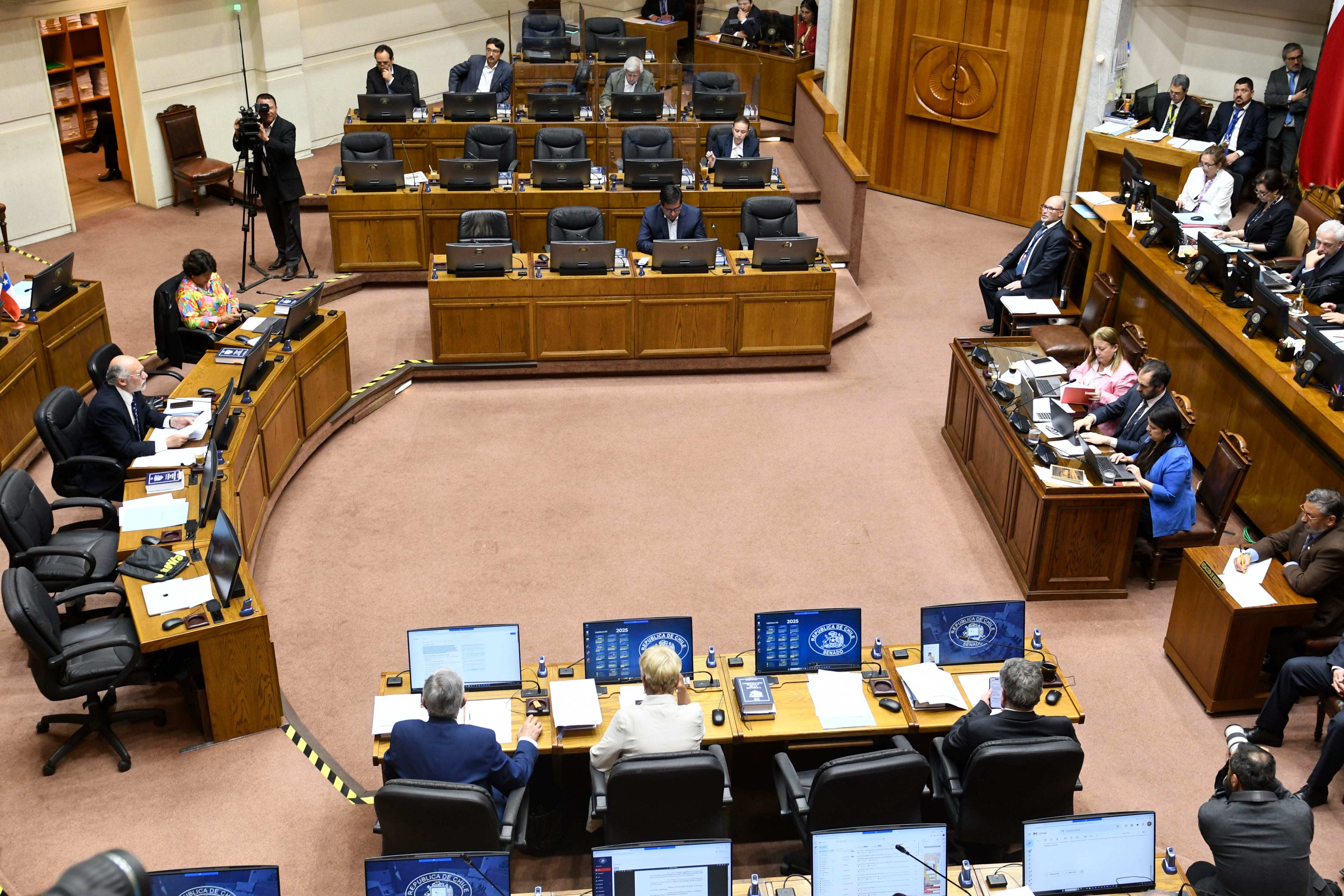 SENADO