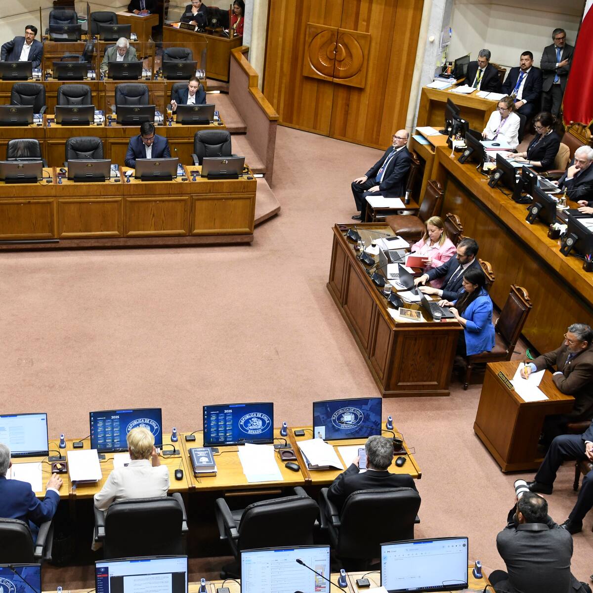 Cámara aprueba reforma al sistema político y la despacha al Senado, pero rechaza el “salvavidas” para partidos en disolución