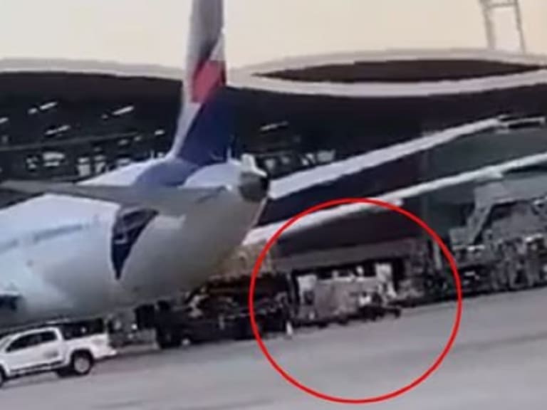 «Con el camión atropellamos a uno»: Guardia relató terroríficos minutos del asalto en aeropuerto de Santiago