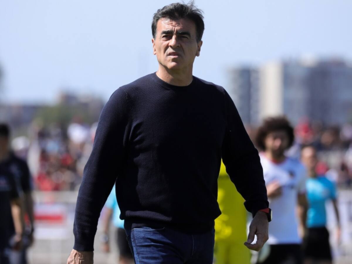 Familia de Gustavo Quinteros es apedreada en la previa del duelo entre Audax Italiano y Colo Colo