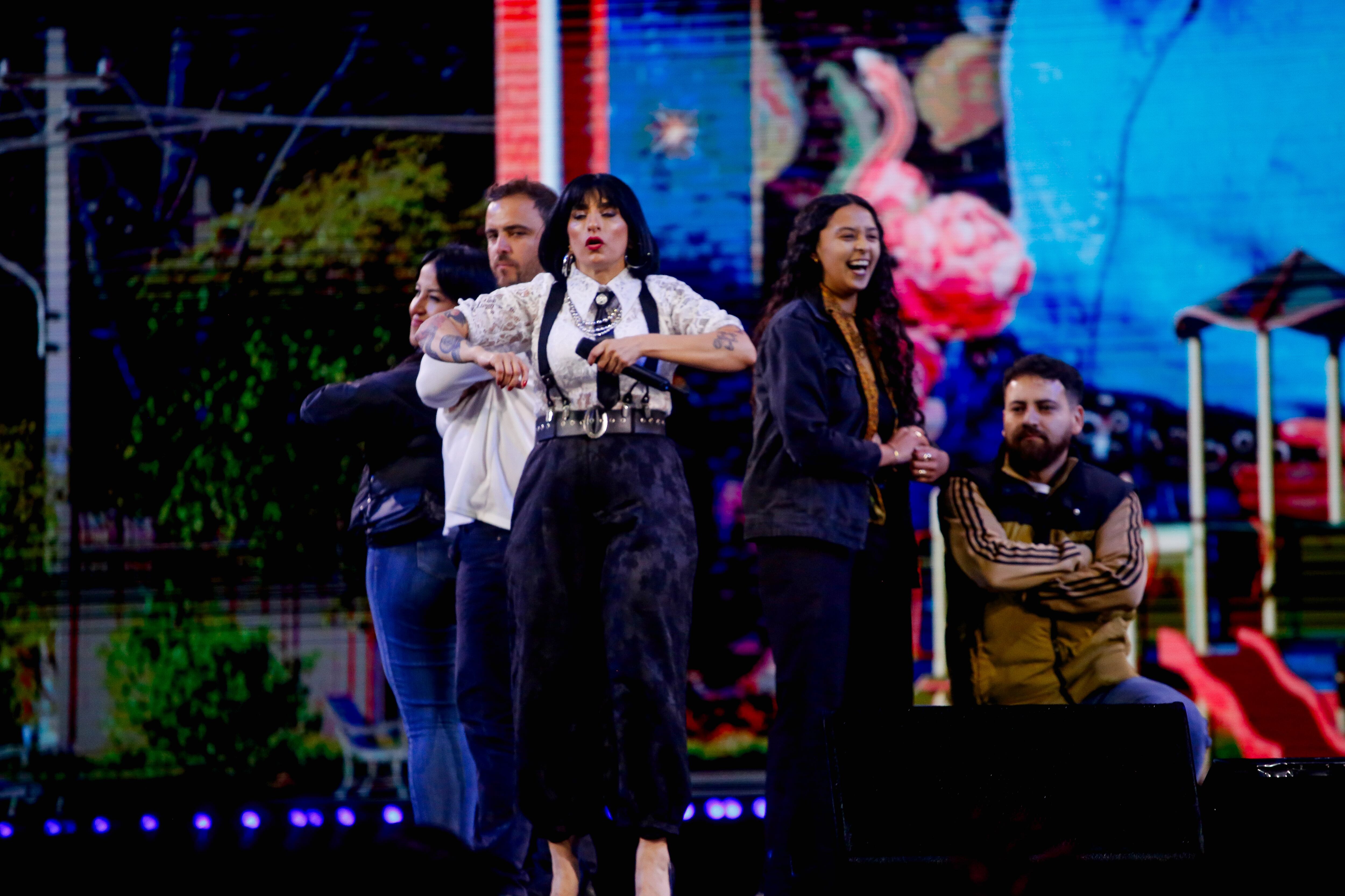 26 de febrero de 2026/VIÑA DEL MAR
La humorista Piare con P se presenta en la Quinta Vergara, durante la quinta noche del Festival Internacional de la Canción de Viña del Mar 2026.
FOTO: HANS SCOTT/AGENCIAUNO