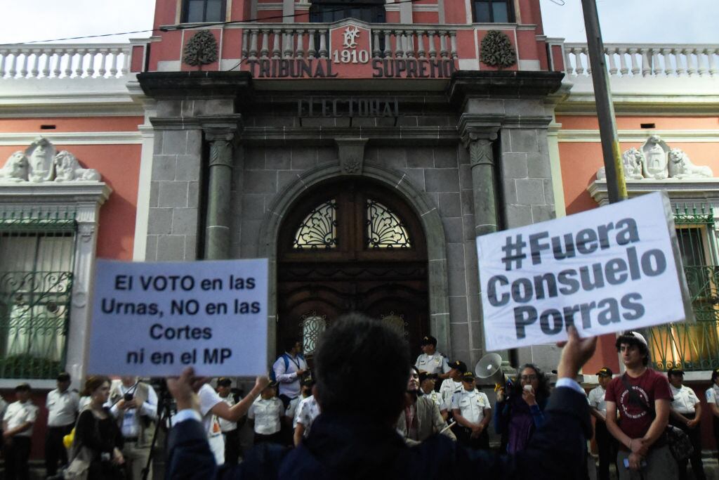 Una manifestación por la inhabilitación de un partido de la oposición de Guatemala