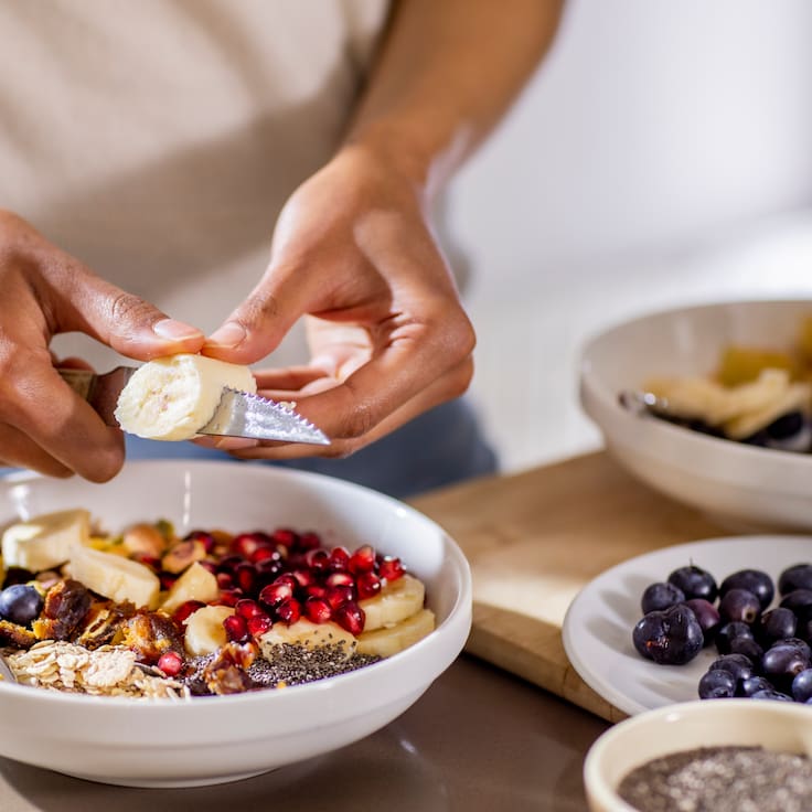 Cometer este error en el desayuno podría hacerte comer más durante el día, según expertos en salud