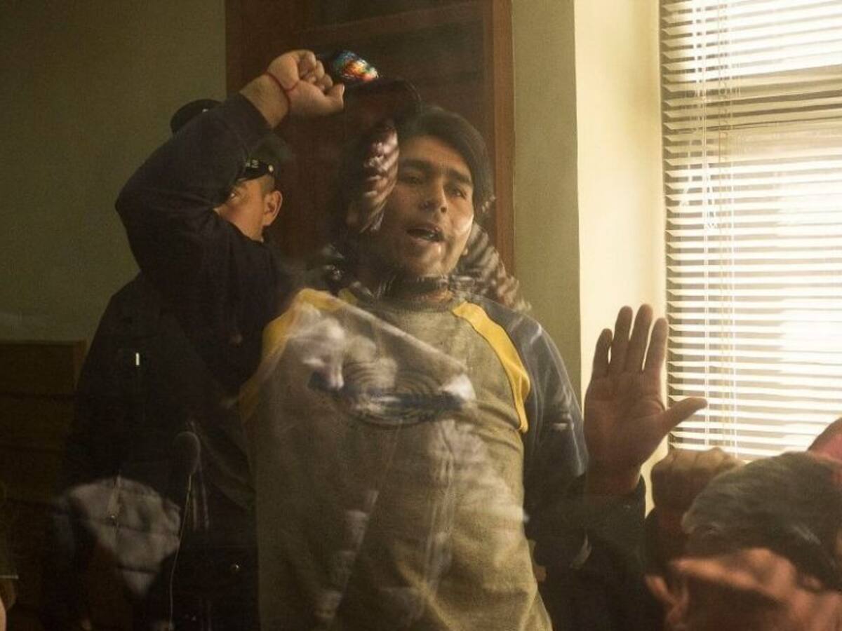 Detienen en Cañete a comunero mapuche prófugo por homicidio e incendio: iba a jugar fútbol en una liga rural