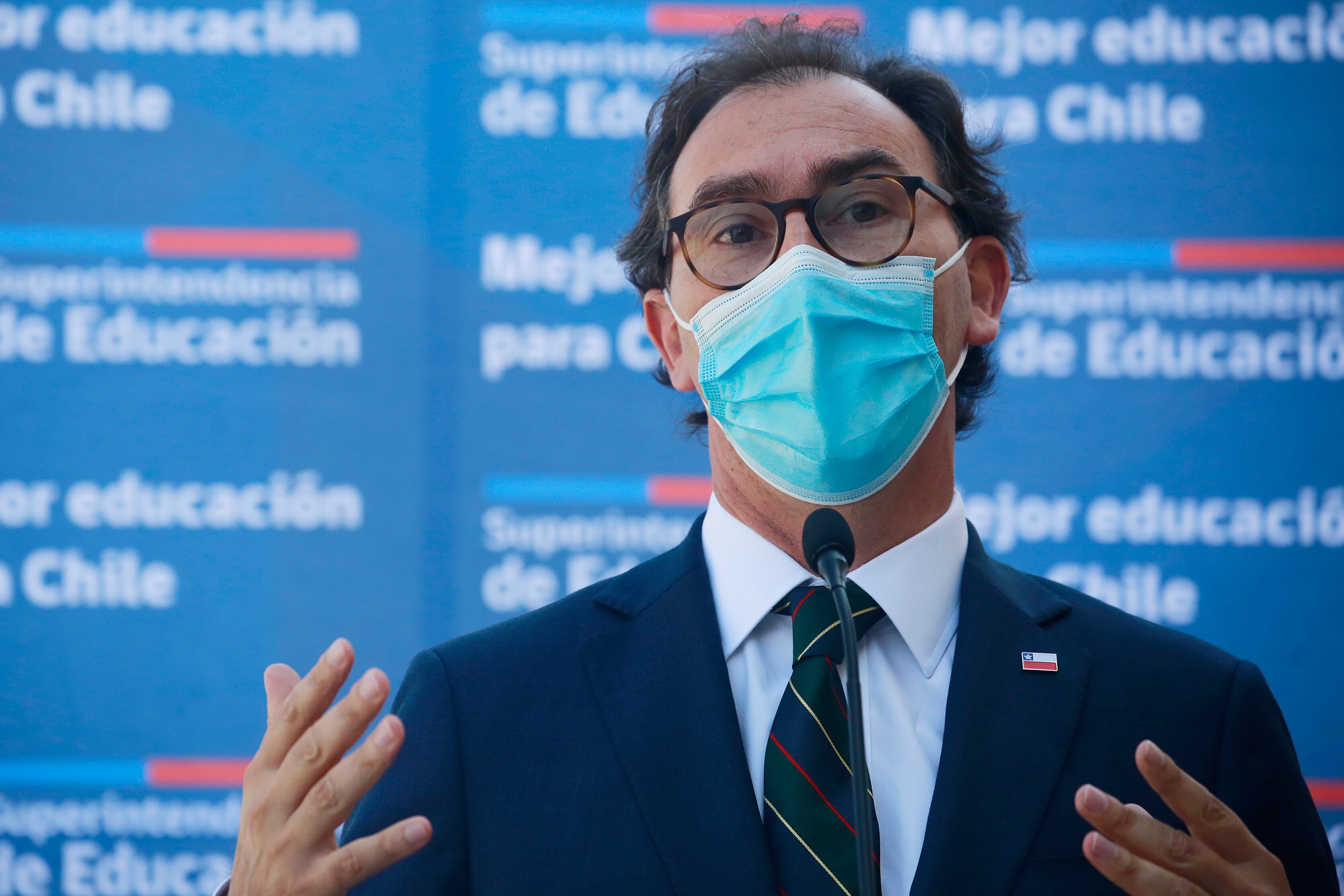 22 de enero del 2021/SantiagoEl ministro de Educacion, Raúl Figueroa y el superintendente de Educacion, Cristian O’Ryan, se refieren a las exigencias en el uso del uniforme, listas de utiles 

KARIN POZO/AGENCIAUNO
