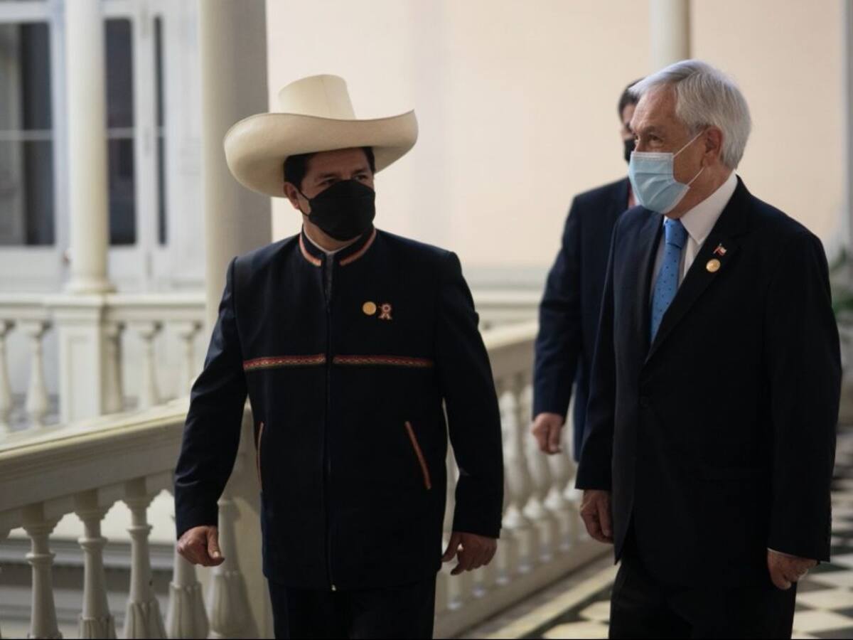 Presidente Piñera se reúne en Perú con el nuevo mandatario Pedro Castillo