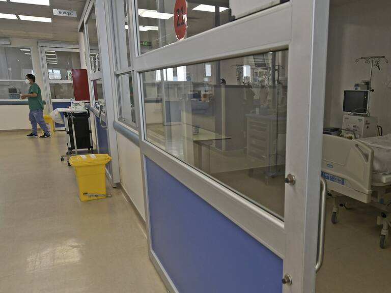 05 de Agosto de 2021 / IQUIQUEUna disminución de casos positivos por Covid-19, se registra en las salas UCI del hospital regional de Iquique. 
En la imagen, una sala vacía.
FOTO: CRISTIAN VIVERO BOORNES/AGENCIAUNO