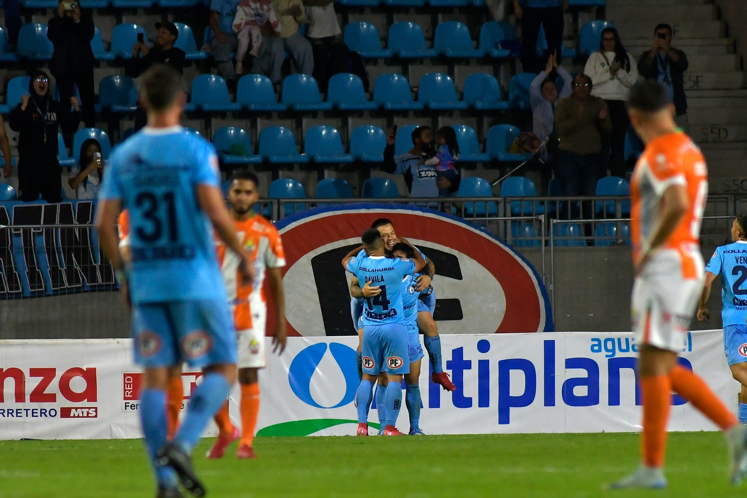 Deportes Iquique sigue con vida en Primera División