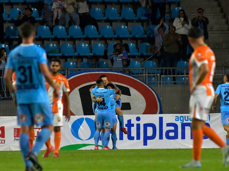 Deportes Iquique sigue con vida en Primera División