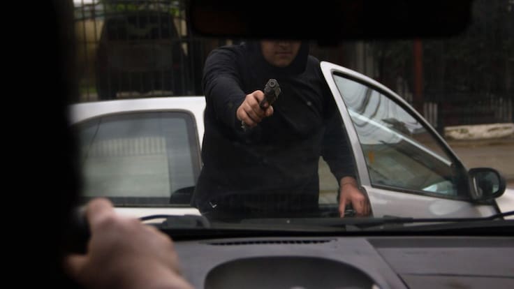 Tres encerronas en menos de una hora alertan a Santiago: PDI investiga posible conexión