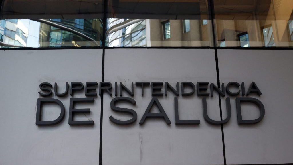08 de Abril del 2019/SANTIAGO
Fachada de la Superintendencia de Salud.
Luego de la renuncia de el Superintendente Ignacio Garcia Huidobro, en medio de las criticas por el alza de los precios de las Isapres
FOTO:SEBASTIAN BROGCA/AGENCIAUNO