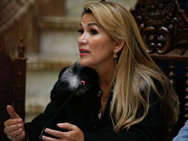 Jeanine Añez como mandataria interina en 2019