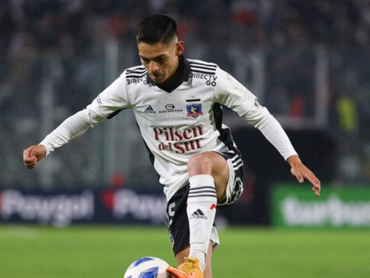 En Colo Colo descartan el fichaje de Arturo Vidal y evalúan llevar a la justicia a Joan Cruz: «Los contratos tienen que respetarse»