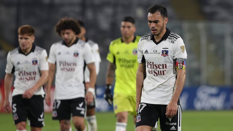 Colo Colo: Alfredo Stöhwing reconoce frustración tras eliminación