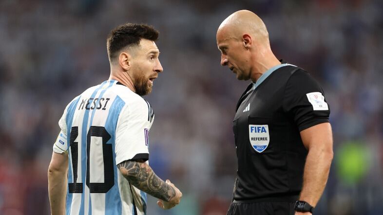 Árbitro polaco dirigirá el duelo Argentina vs Francia en la gran final del Mundial de Qatar 2022