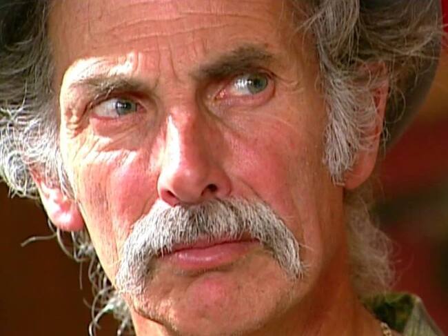 Héctor Noguera como "Melquíades" en Romané de TVN.