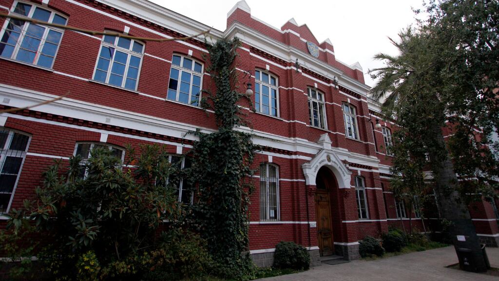 Liceo Manuel Barros Borgoño | Agencia Uno