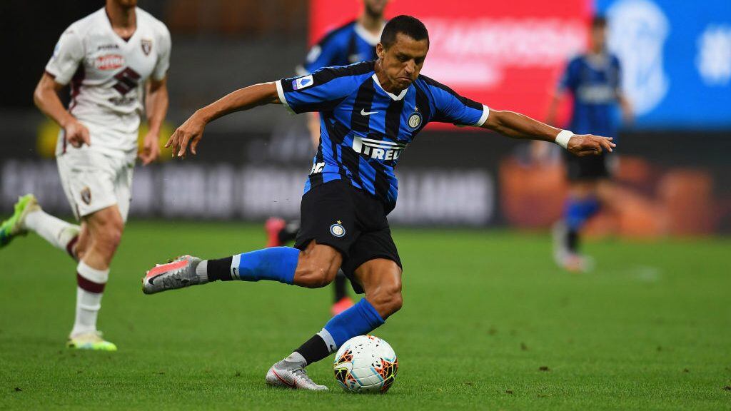 MILAN, ITALY - JULY 13: Alexis Sanchez of FC Internazionale in action during the Serie A match between FC Internazionale and Torino FC at Stadio Giuseppe Meazza on July 13, 2020 in Milan, Italy. (Photo by Claudio Villa - Inter/Inter via Getty Images)