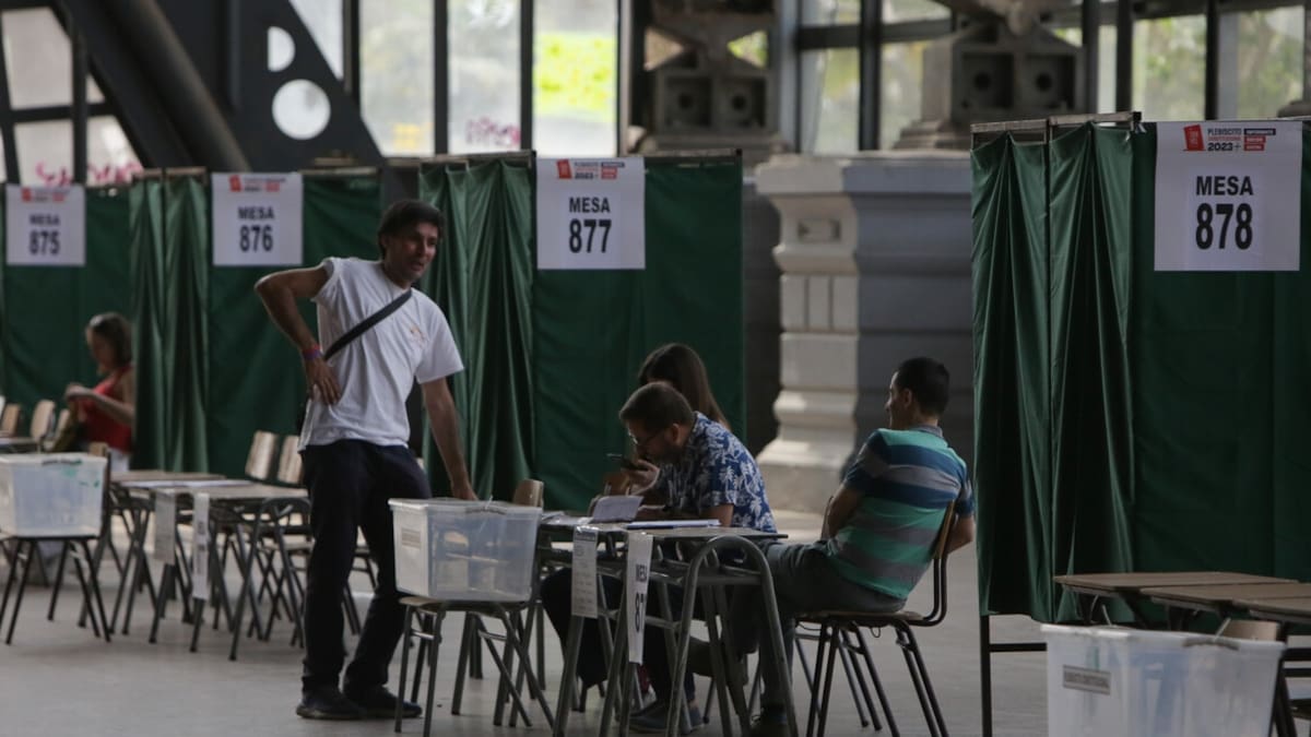 Elecciones 2025 ¿Cómo consultar por la mesa de votación en el Servel? Revisa el paso a paso