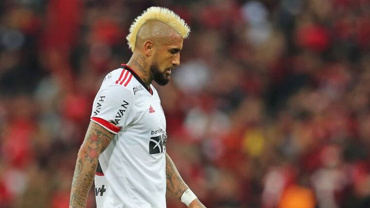 arturo vidal con colo colo