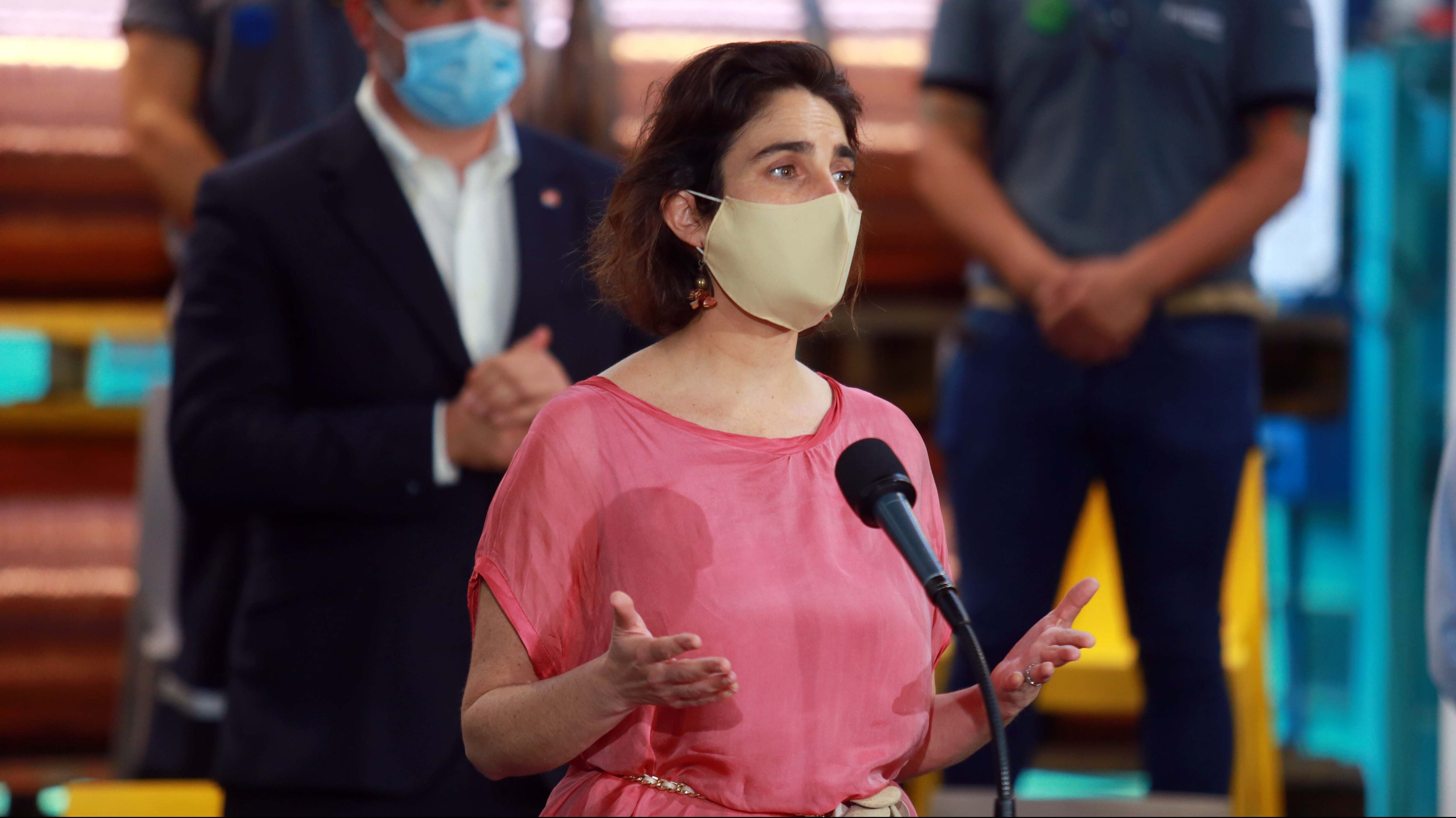 05 de Noviembre de 2020/SANTIAGOPresidente de la República, acompañado por la ministra del Trabajo, visitó una empresa manufacturadora de cobre en Cerrillos, para promover beneficios de subsidio al empleo que buscan impulsar la creación y recuperación de trabajos en Chile
FOTO: JOSE FRANCISCO ZUÑIGA/AGENCIAUNO