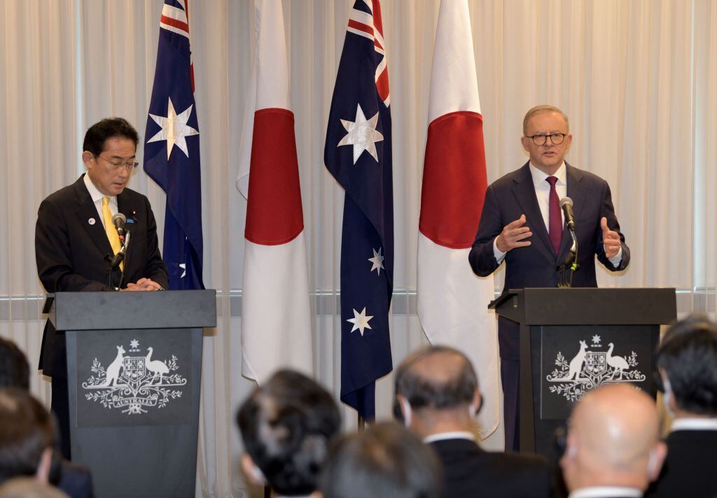 Los primeros ministros de Australia Anthony Albanese y Japón Fumio Kishida