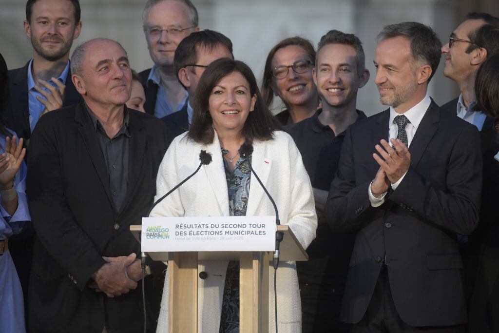 La socialista Anne Hidalgo festeja su triunfo en París