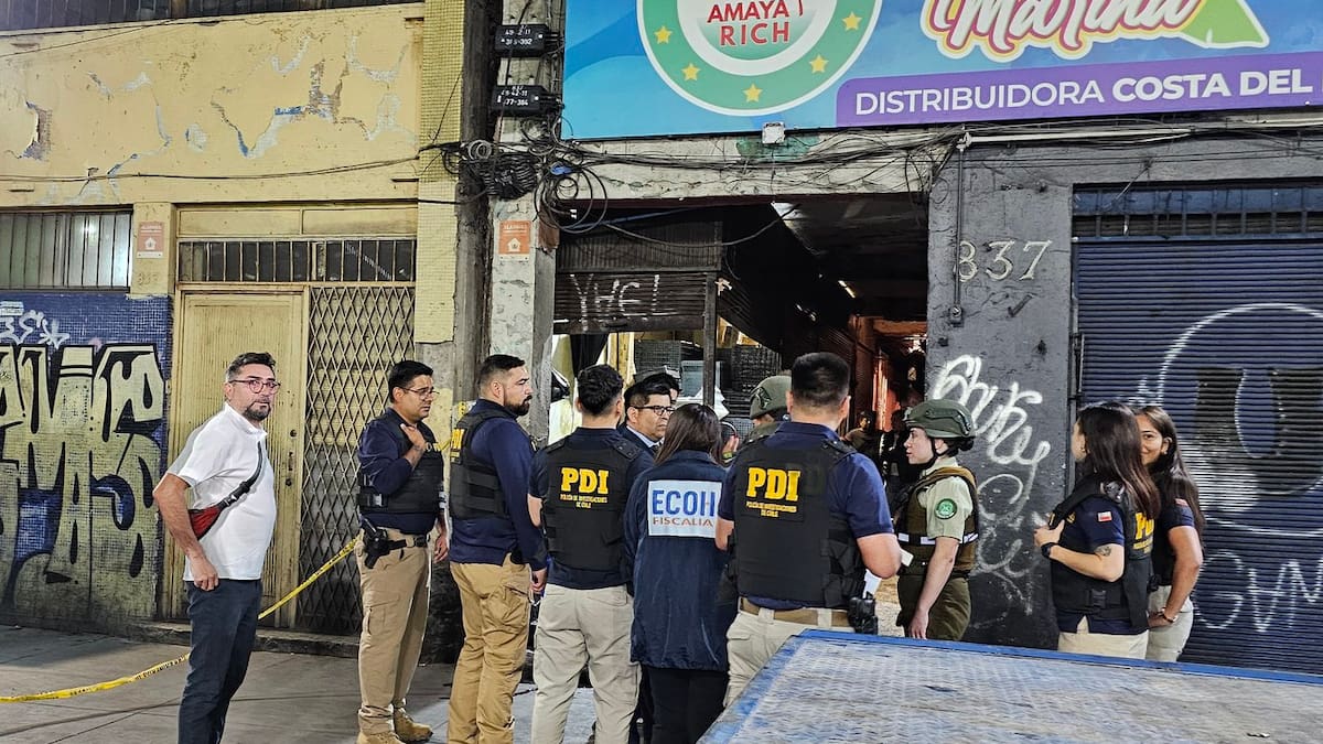 Hombre de 54 años es acribillado en Recoleta: ocurrió al interior de un local de la Vega Central