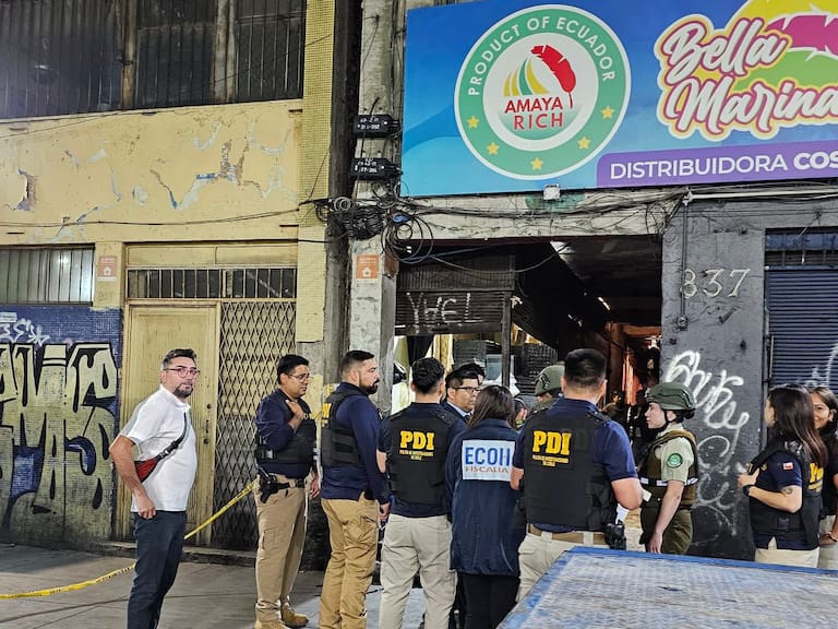 Hombre de 54 años es acribillado en Recoleta: ocurrió al interior de un local de la Vega Central