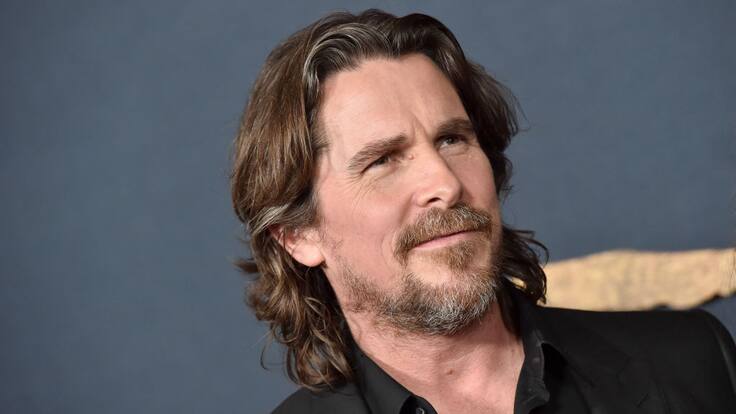 Christian Bale se viste de superhéroe, esta vez fuera de la ficción, e inaugura una villa para niños en acogida