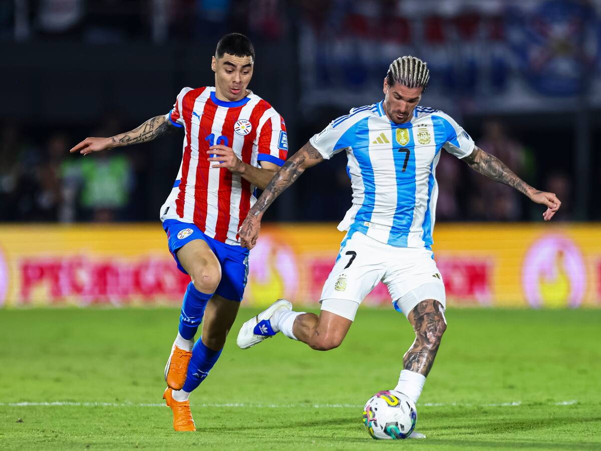 El polémico gesto de Rodrigo De Paul en derrota de Argentina ante Paraguay: ninguneó a la selección rival