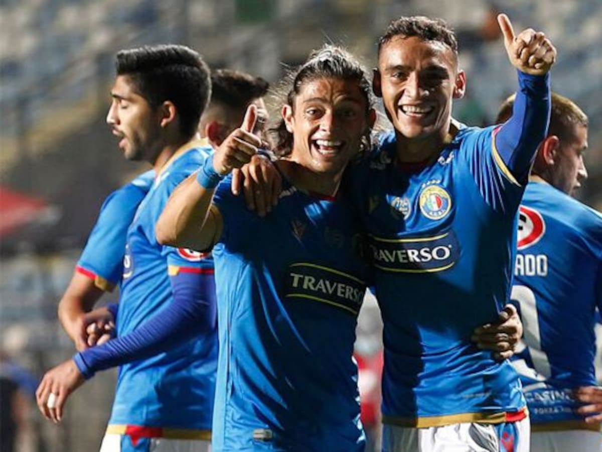«Parecía 18 de septiembre»: Audax Italiano se entrena con un toro mecánico en sus prácticas de fútbol
