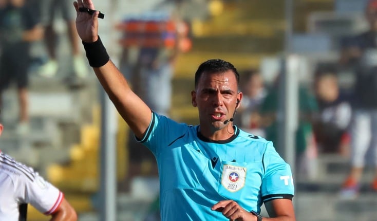 Cuatro árbitros chilenos son convocados para las semifinales de ida de la Copa Libertadores 2023