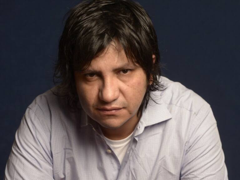 Alejandro Zambra y la calidad poética del país: "Me parece que habrá siempre buena poesía en Chile"