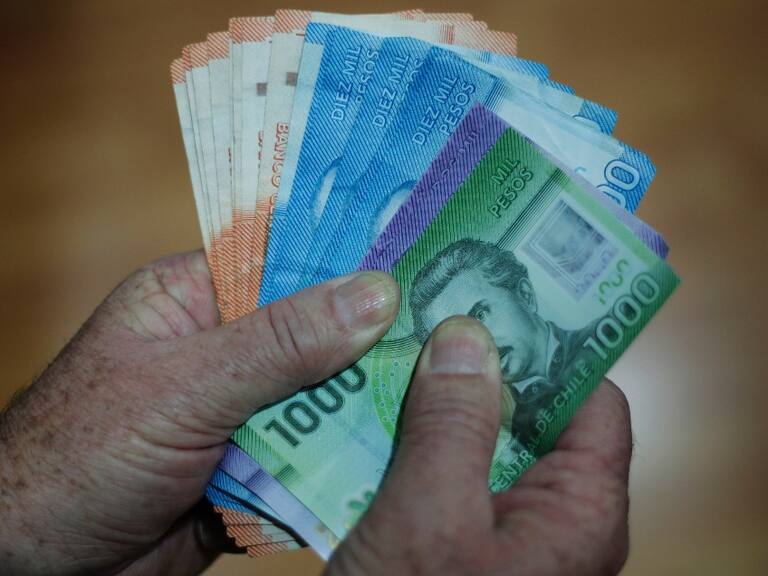 Inflación sigue afectando a las remuneraciones: su valor disminuyó 2,3% en 12 meses