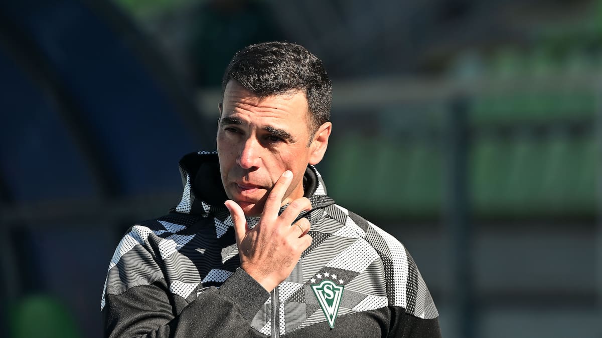 DT de Santiago Wanderers reacciona al cambio de entrenador en Cobreloa en plena lucha por el ascenso: “Es sorpresivo”