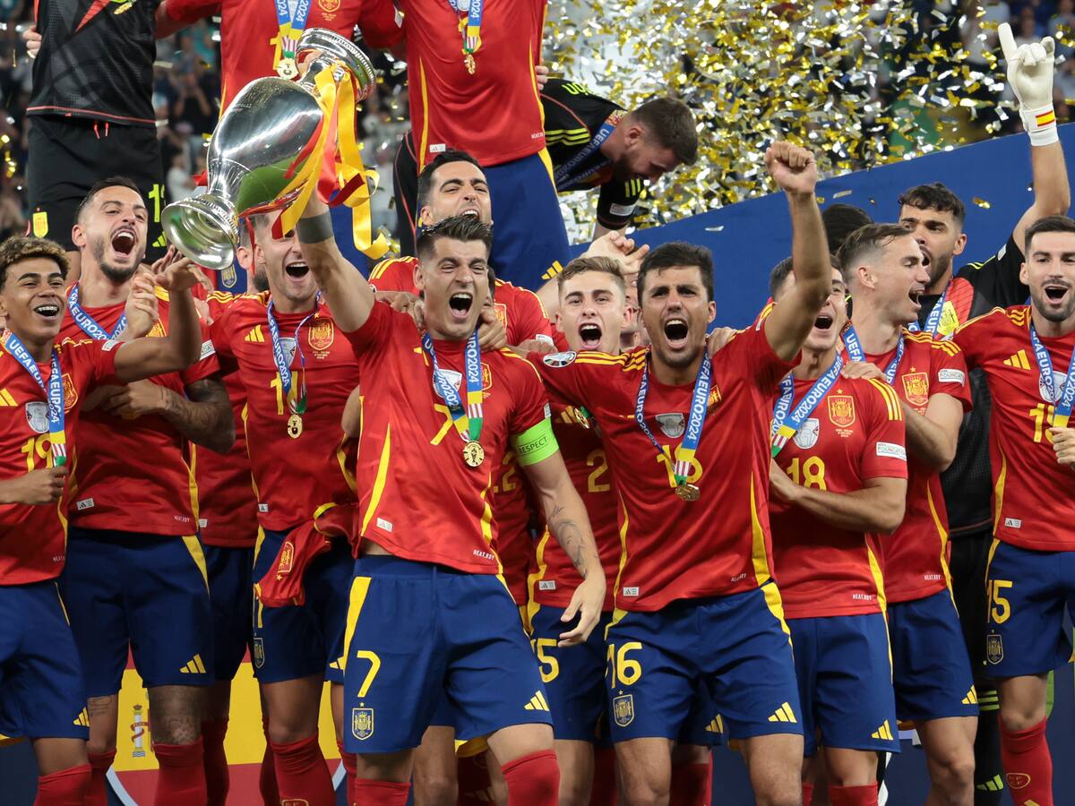 UEFA sanciona a dos figuras de España por cánticos en la celebración del título de la Eurocopa 2024