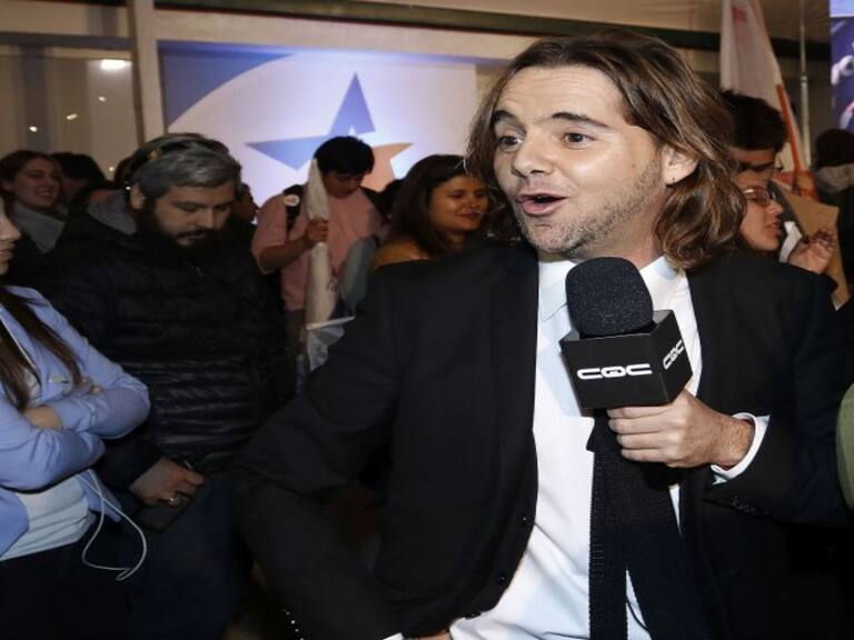 Sebastián «Cuchillo» Eyzaguirre a Macarena Pizarro: «me extraña que me lo preguntes, con la experiencia que tienes»