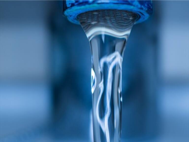 Senado rechazó la idea de legislar proyecto que consagra el agua como bien de uso público